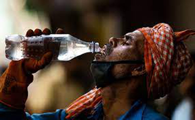 Scorching Heat in Madhya Pradesh प्रचंंड गर्मी की मार  से उबलने लगा मध्य प्रदेश