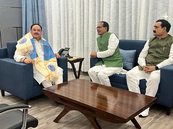 एमपी के सीएम ने जेपी नड्डा के साथ OBC आरक्षण के मुद्दे पर की चर्चा MP CM Meets JP Nadda