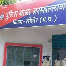 Sehore: जुआरियों को पकड़ने गए पुलिसवालों पर हमला