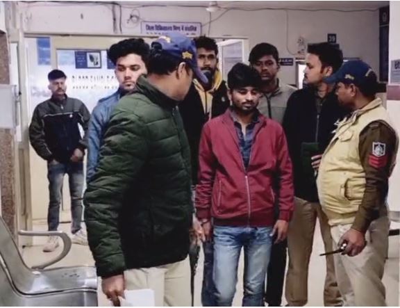 Bhind:भिंड पुलिस ने हवाई फायर कर दहशत फैलाने वाले युवकों को किया गिरफ्तार 