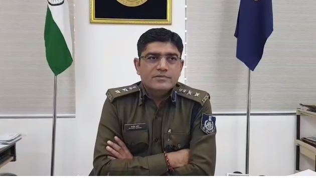 REWA: सिविल लाइन पुलिस ने नकली नोट के साथ एक आरोपी को किया गिरफ्तार आरोपी से पूछताछ जारी