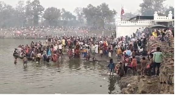 एक मंदिर ऐसा जहां साल में एक बार होती है भगवान की पूजा, प्रदेश के खनिज मंत्री भी करते है दर्शन