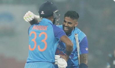 IND vs NZ: भारत ने न्यूजीलैंड को छह विकेट से हराया, जीत के साथ तीन टी20 मैचों की सीरीज में की 1-1 से बराबरी