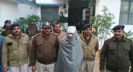 Shivpuri: पुलिस ने मुर्ति चोर को धर दबोचा, मंदिर से चुराई थी भगवान की मुर्ती, 1 करोड़ा है कीमत