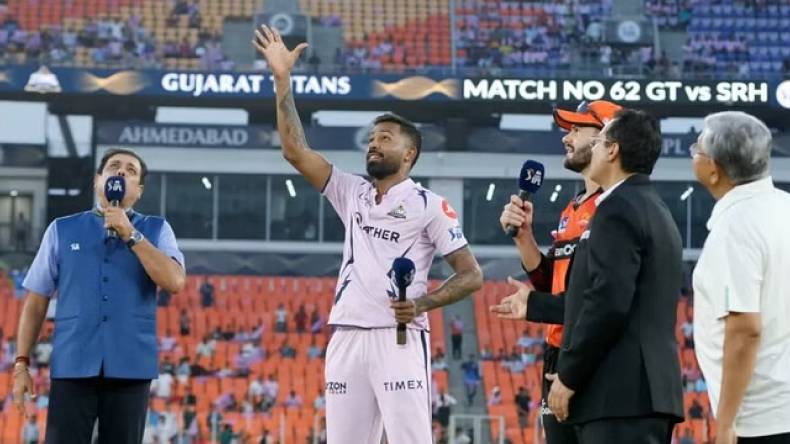 GT vs SRH: टॉस जीत कर हैदराबाद ने किया गेंदबाजी का फैसला, जानें प्लेइंग-11