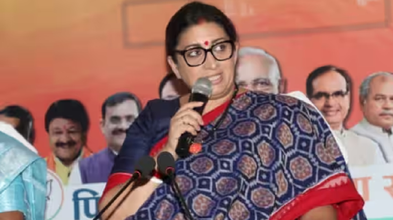 Smriti Irani: स्मृति ईरानी का बड़ा बयान, कहा-अब लड़ाई वोटों की नहीं बल्कि धर्म और अधर्म की है