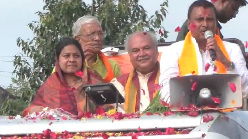 Narendra Singh Tomar: उमरिया पहुंची जन आर्शीवाद यात्रा, कैबिनेट मंत्री नरेंद्र सिंह तोमर ने कांग्रेस पर जमकर साधा निशाना