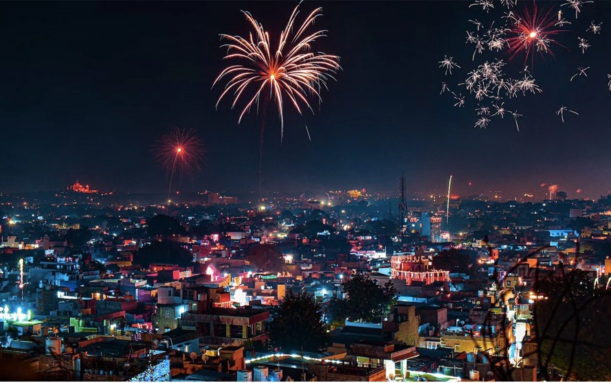 Diwali 2023: भारत के अलावा इन देशों में भी मनाई जाती है दिवाली, जानें कहां-कहां