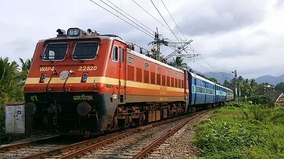 Train Canceled List: रेल में सफर करने से पहले पढ़ें ये खबर, 12 ट्रेनें रहेंगी बंद, देखें लिस्ट