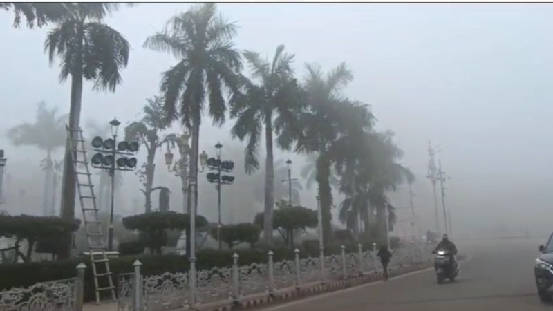 MP Weather: धूप को तरस गया MP, मौसम विभाग ने प्रदेश में बारिश और कोहरे का किया अलर्ट