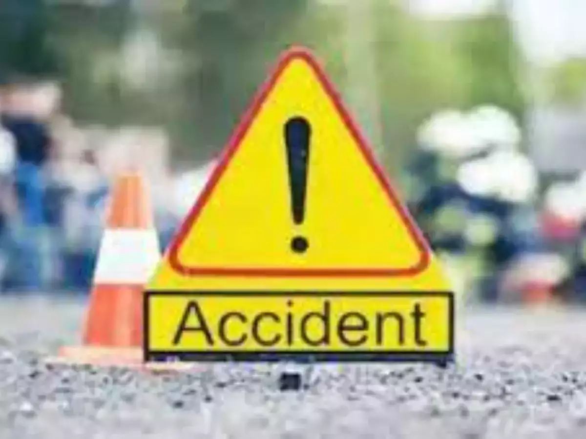 Chhindwara Accident: नेशनल हाईवे पर हादसा! ट्रक और बाइक की टक्कर से महिला की मौत, 1 की हालत गंभीर 