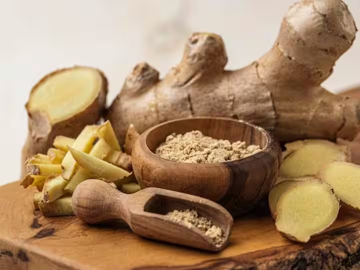 Ginger Benefit: सर्दियों के लिए कमाल है अदरक, बीमारियां रहेंगी कोसो दूर