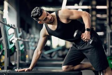 Workout: शरीर के लिए कौन सा वर्कआउट है फायदेमंद सुबह या शाम? जानें यहां