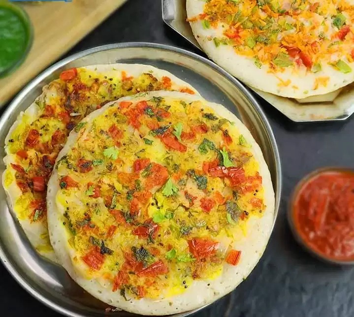 Uttapam Recipe: नाश्ते में ट्राई करें ये टेस्टी उत्तपम डिश, नोट कर लें रेसिपी 