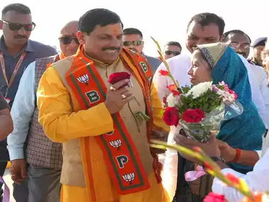 CM in Singrauli: सिंगरौली को CM ने दी करोड़ों की सौगात, हवाई पट्टी को अपग्रेड करने की घोषणा