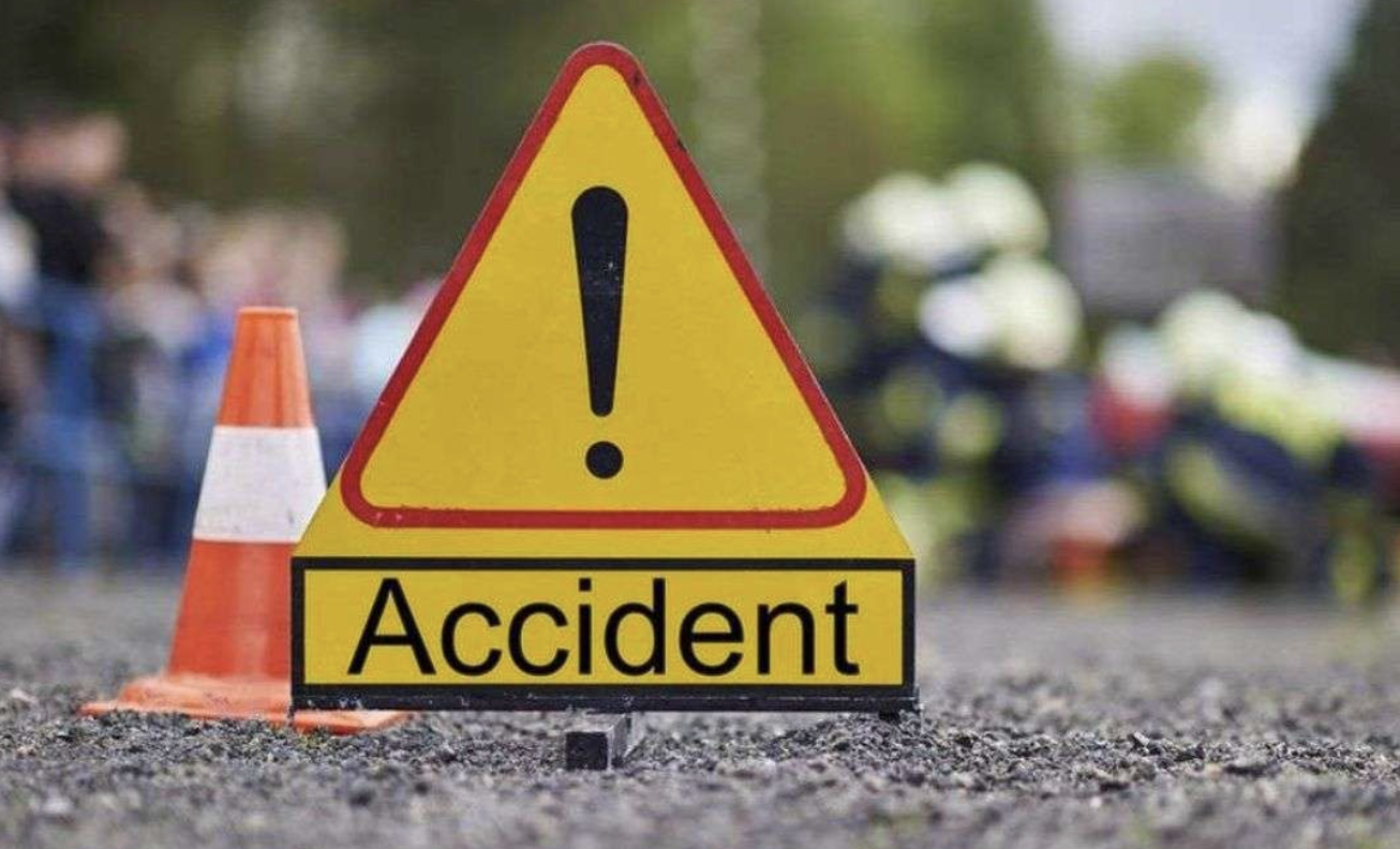 MP Accident: छतरपुर में बड़ा सड़क हादसा, दर्जनों श्रद्धालु घायल