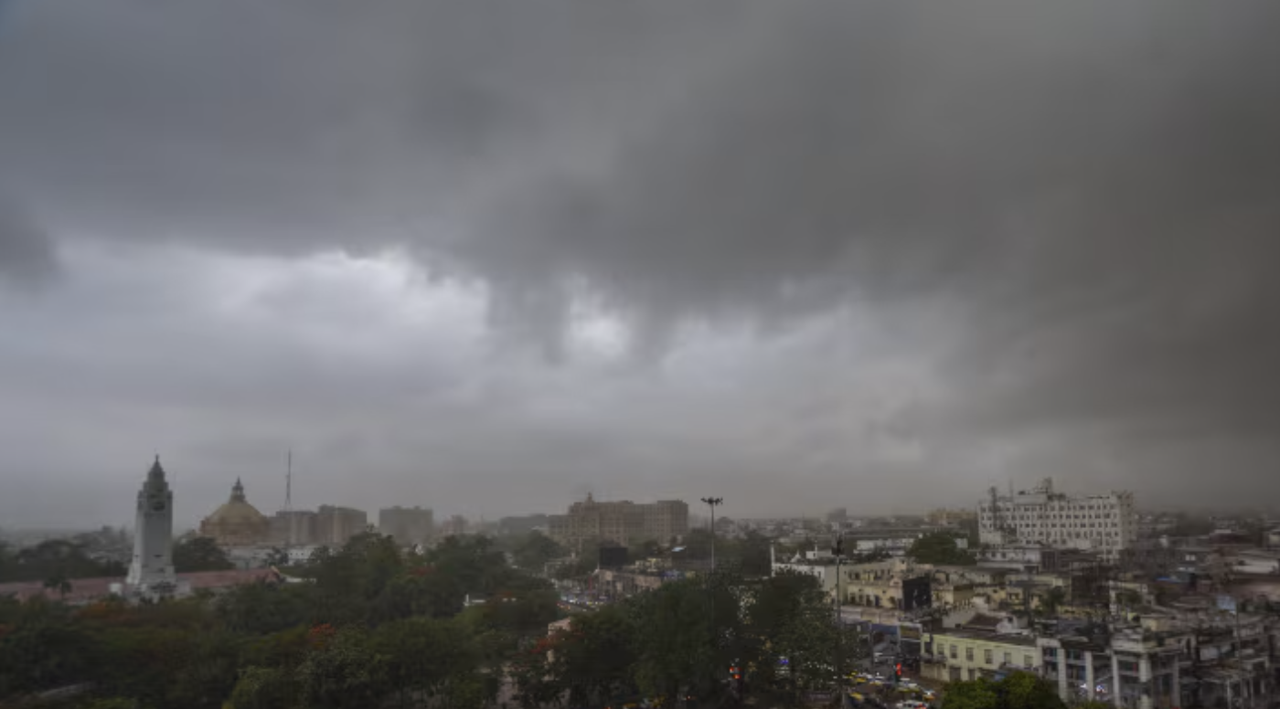 MP Weather Update: मध्यप्रदेश में गर्मी से राहत, कई जिलों में बारिश और आंधी की चेतावनी