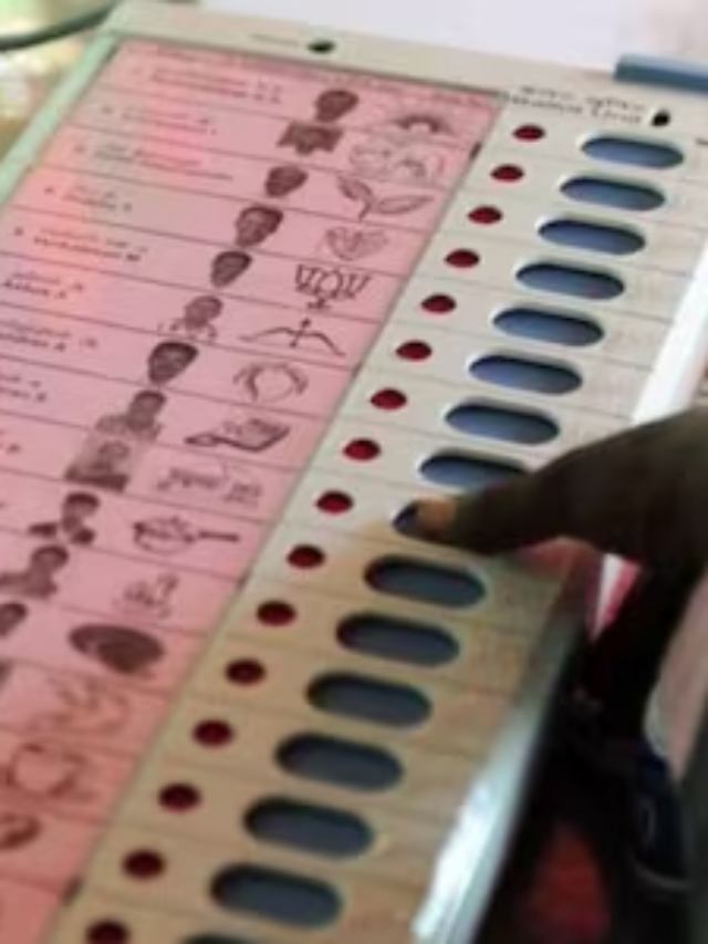 एक EVM में कितने वोट डाले जाते हैं?