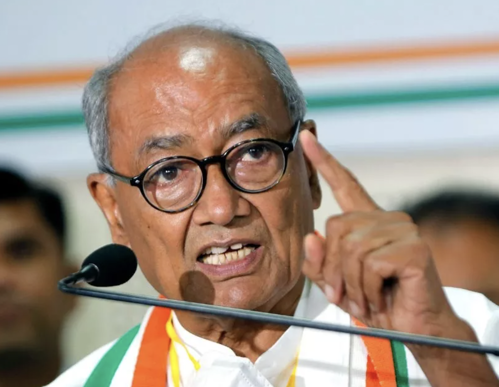 Digvijay Singh: थाने में सुंदरकांड के पाठ पर बवाल, दिग्विजय सिंह ने उठाए सवाल